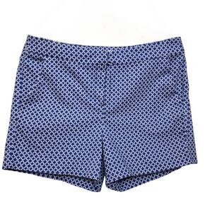 Kenar Blue White Patterned Slash Pockets Flat Front Shorts, Size 6